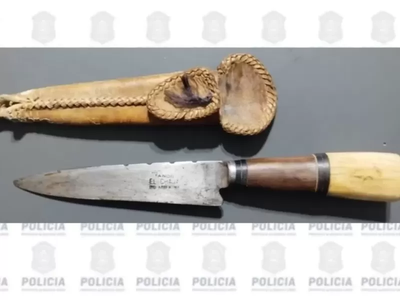 Detuvieron a un hombre armado con un cuchillo tras amenazar a empleados y clientes en Berisso