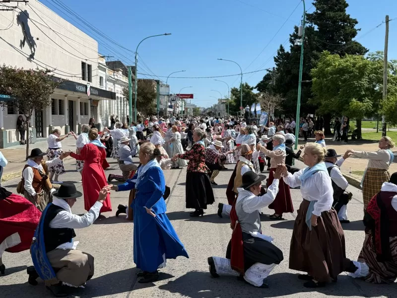 Berisso celebrar&aacute; las "Fiestas por nuestras Tradiciones" con Danzas y el Gran peric&oacute;n Nacional