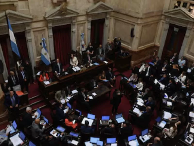 Victoria del Gobierno: el Senado aprob&oacute; en general la reforma laboral y ahora el debate pasa a Diputados