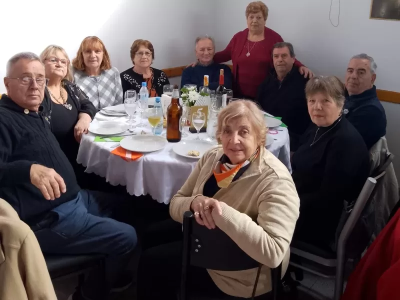 Se celebraron los 30 años del Centro de Docentes Jubilados de Berisso