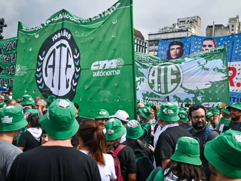 Paro nacional de ATE: estatales se movilizarán este jueves contra los despidos y el ajuste