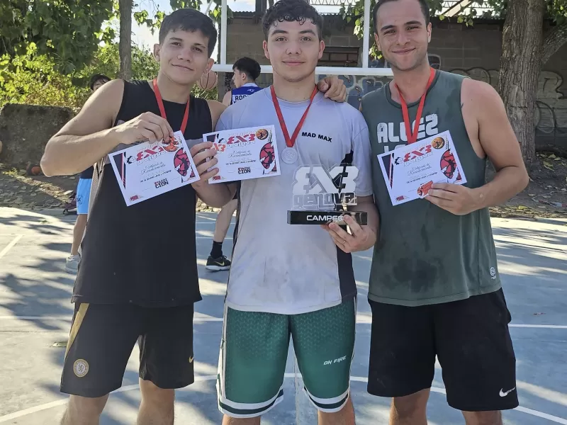 Berisso fue sede del Torneo G&eacute;nova 3x3 en la inauguraci&oacute;n del nuevo play&oacute;n del Parque C&iacute;vico