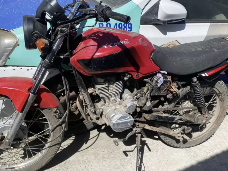 Operativo policial permiti&oacute; recuperar una moto con pedido de secuestro en Berisso