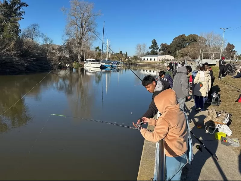 El Paseo de los Pescadores recibió la etapa municipal de Pesca Deportiva