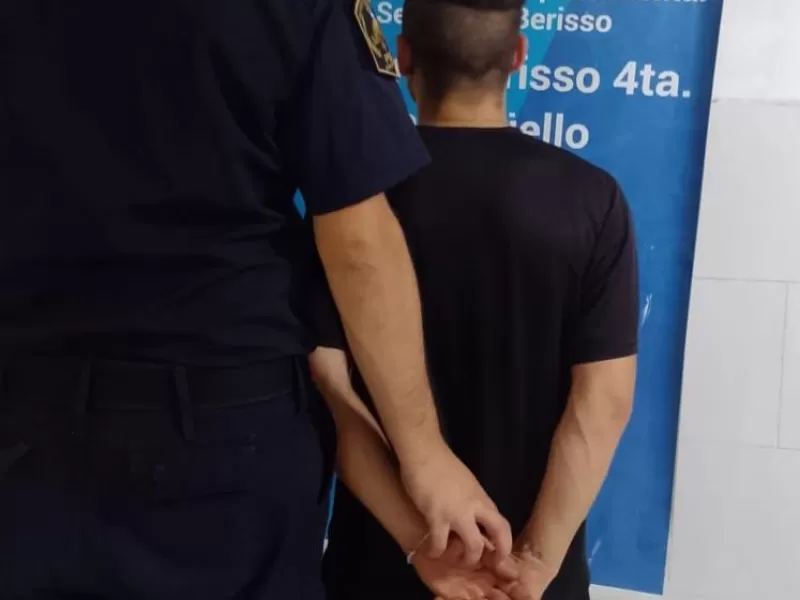 Detienen a un hombre con más de un kilo de marihuana en la vía pública