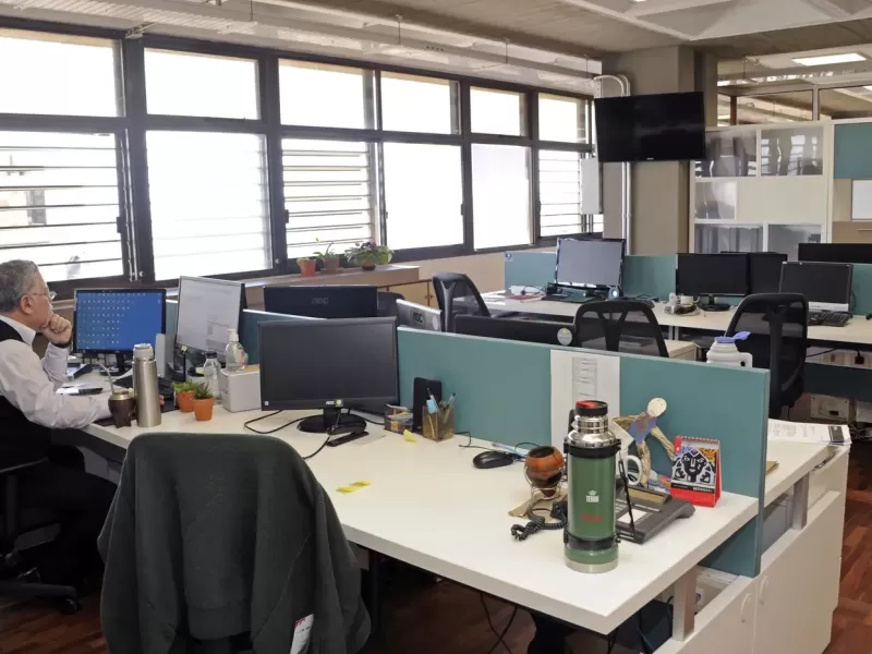 ¿Se trabaja o no? Crece la incertidumbre por el feriado del Día del Trabajador Estatal en la Provincia
