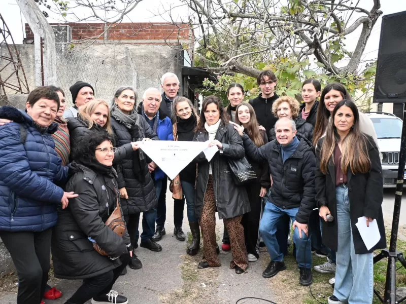 Berisso homenajeó a Lucía Mirta Swica con una nueva “Esquina por la Memoria”