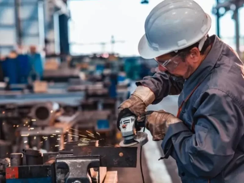 Alarma en el sector fabril: la industria profundiza su crisis en 2026 y ya opera un 15% por debajo de los niveles de 2017