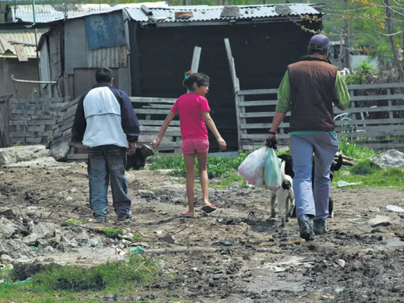 El INDEC inform&oacute; que la pobreza es del 28,2% en el segundo semestre de 2025