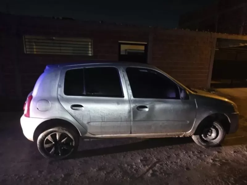 Recuperaron un auto robado tras una persecuci&oacute;n policial en Berisso