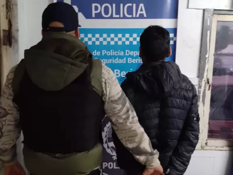 Violencia de g&eacute;nero en Berisso: detuvieron a dos j&oacute;venes tras un operativo y un allanamiento