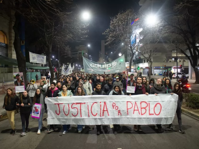 Docentes de la UNLP van al paro esta semana y anuncian su participación en la Marcha Nacional de Antorchas