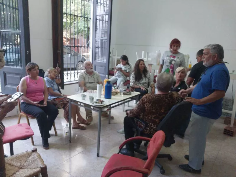 Mercedes Landa recorre la provincia de Buenos Aires entre historia y sindicalismo