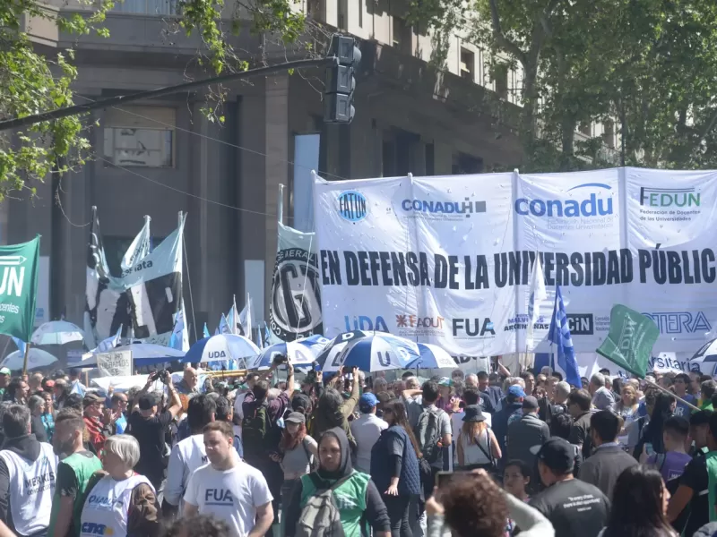 Las universidades podr&iacute;an volver al paro si el Gobierno no actualiza los salarios docentes