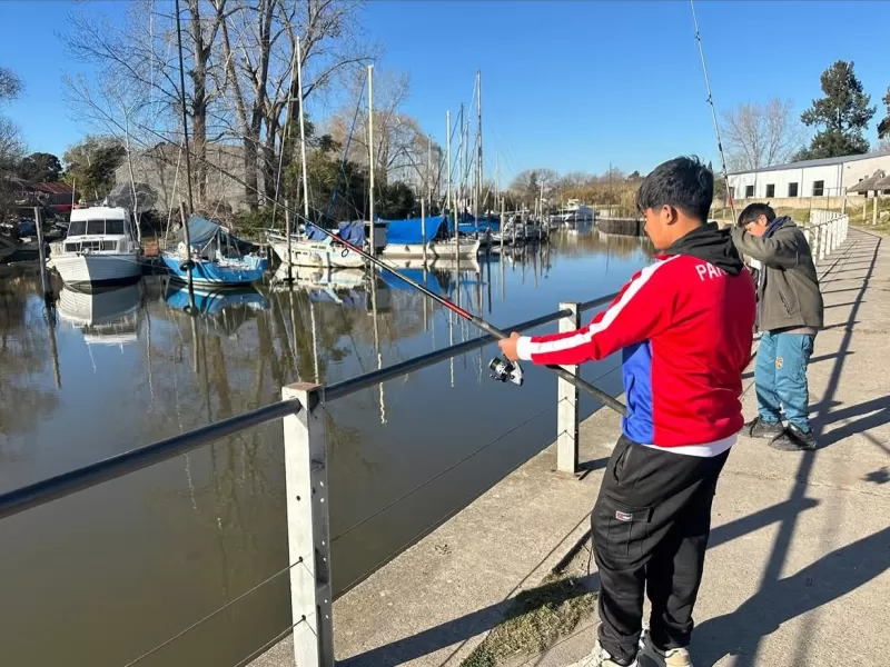 El Paseo de los Pescadores recibió la etapa municipal de Pesca Deportiva