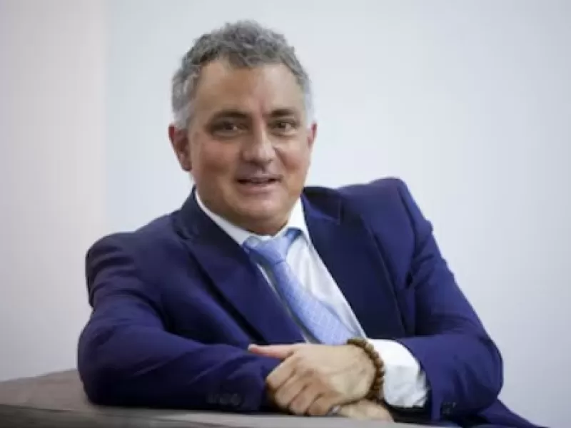Denuncian a Sebastián Pareja por falta de control sobre obras financiadas con el Impuesto País