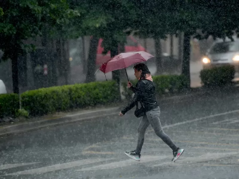 Alerta amarilla por tormentas en Berisso y la región: se esperan ráfagas de hasta 60 km/h