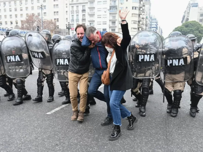 Se investigará el accionar de las fuerzas de seguridad en la represión a las protestas