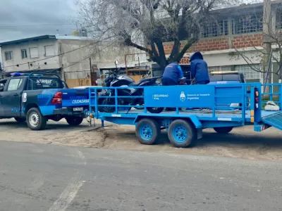 Operativo vehicular en Berisso: retuvieron autos y motos por infracciones