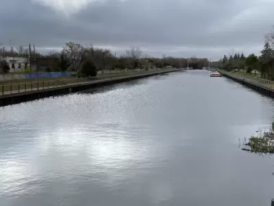 Alerta por crecida del Río de la Plata: informan aumento del nivel del agua en la región