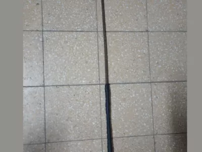 Un menor fue aprehendido tras agredir a un joven con una varilla de hierro en Barrio Obrero
