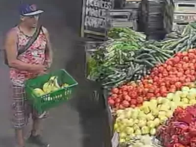 Robo de mercader&iacute;a en una verduler&iacute;a de la zona de 66 y 122