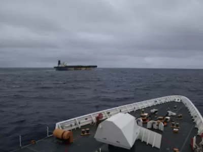 Finalmente, Estados Unidos incaut&oacute; el petrolero escoltado por Rusia en el atl&aacute;ntico