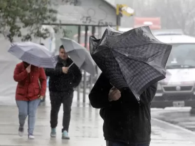 Alerta por ciclogénesis: se vienen lluvias fuertes, viento y mucho frío en Berisso y el AMBA