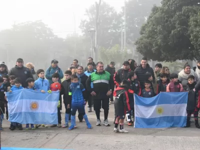 El Club Universitario de Berisso celebr&oacute; su 42&deg; aniversario con actividades en la Plaza Mosconi