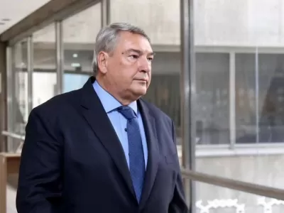 Negocios millonarios y prensa aliada: cómo CECAITRA intenta torcer el relato