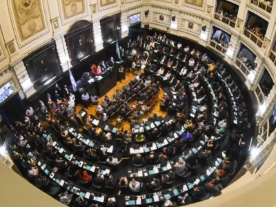 Vuelve el debate en la Legislatura bonaerense: se define la suspensión de las PASO