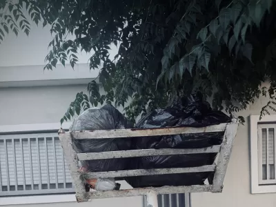 &iquest;Qu&eacute; pasa con la recolecci&oacute;n? Crece el malestar vecinal por la basura acumulada