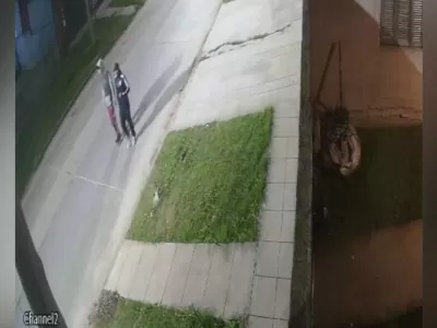 Robo en Berisso: se llevaron una bicicleta tras saltar un paredón de dos metros