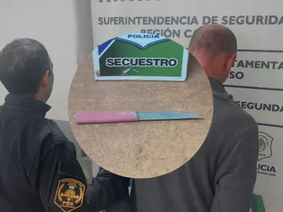 Intentó apuñalar a su pareja y terminó detenido en Berisso