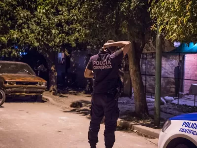 Drama en La Plata: Un adolescente mató al exnovio de su madre para defenderla de un ataque