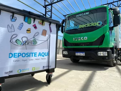 Post elecciones: se realiza el reciclaje del material utilizado en las escuelas