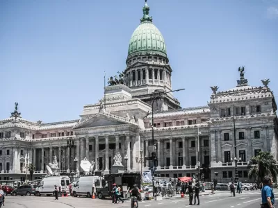 El Gobierno modificar&aacute; art&iacute;culos pol&eacute;micos de la reforma laboral tras reclamos de bloques dialoguistas