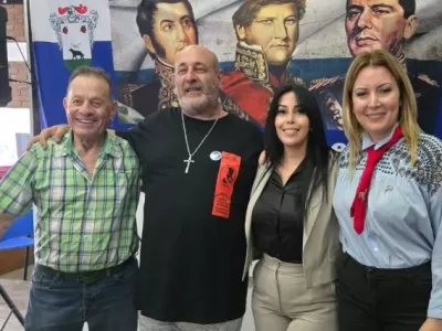 Santiago Cúneo concluye su campaña con un llamado a “devolverle la dignidad a la gente”