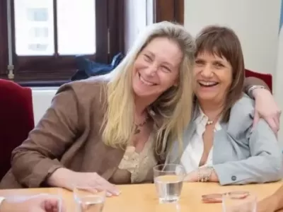 Nuevo escándalo en La Libertad Avanza: polémicos posteos de un candidato platense con Karina Milei y Patricia Bullrich