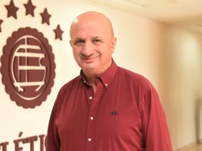 Nicol&aacute;s Russo habl&oacute; con AHORA Berisso sobre la actualidad del f&uacute;tbol y el presente de Lan&uacute;s