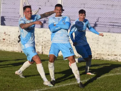 Paso firme del Cele: Villa San Carlos venció 1 a 0 a Sacachispas como visitante y se consolida en la pelea