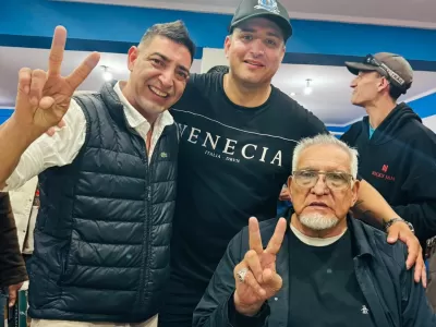 Los Medina congregaron a m&aacute;s de mil trabajadores en Punta Lara