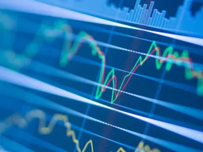 El Gobierno habilitó a adolescentes desde los 13 años a invertir en bonos y acciones: qué implica la medida