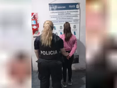 Allanamientos por venta de drogas en Berisso: secuestran coca&iacute;na, un arma y detienen a una mujer