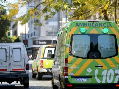 Una mujer fue atropellada por su propio auto en el centro de La Plata