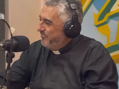 El padre Guillermo Khidir record&oacute; al Papa Francisco a un a&ntilde;o de su fallecimiento