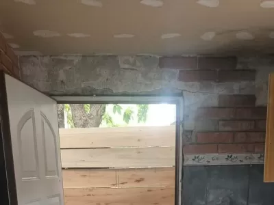 Denuncia en Berisso: un jubilado asegura haber sido enga&ntilde;ado por un familiar y teme perder su casa