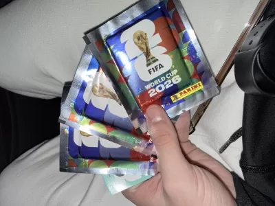 Furor por el Mundial: el Parque C&iacute;vico recibe este domingo una nueva tarde de canje de figuritas