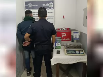 Un repartidor de Pedidos Ya fue aprehendido con 250 gramos de marihuana en Berisso