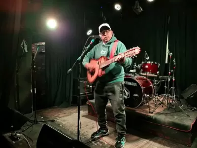 El cantante Javi Ag&uuml;ero impulsa su carrera con el estreno de &ldquo;Casita Blanca&rdquo; y nuevos shows en vivo